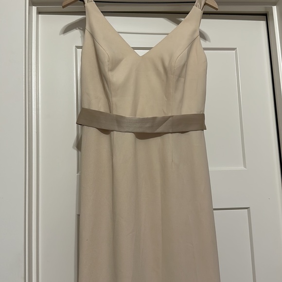 Vera Wang Dress - Picture 2 of 5